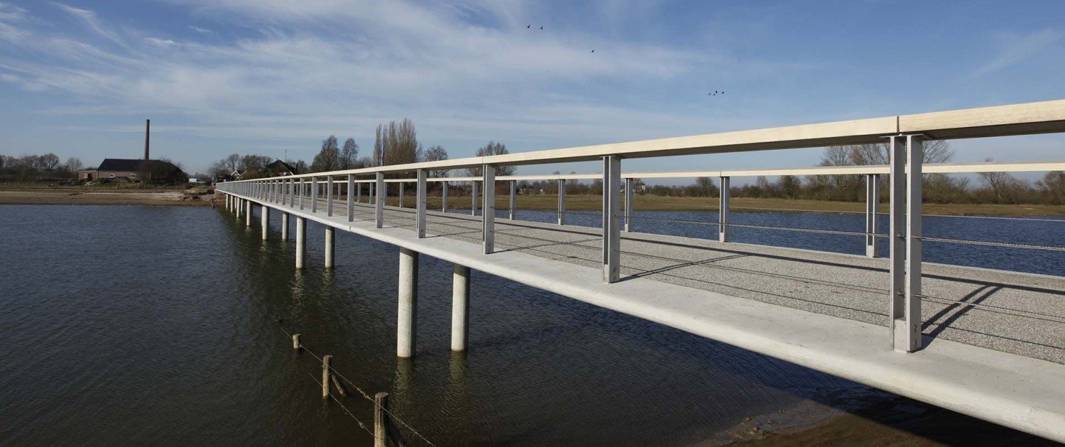side view bridge Fortmond Olst, bridge design by ipv Delft